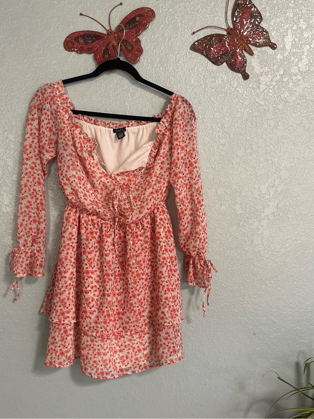 Tie-Waist Long Sleeve Floral Dress - Pink Floral